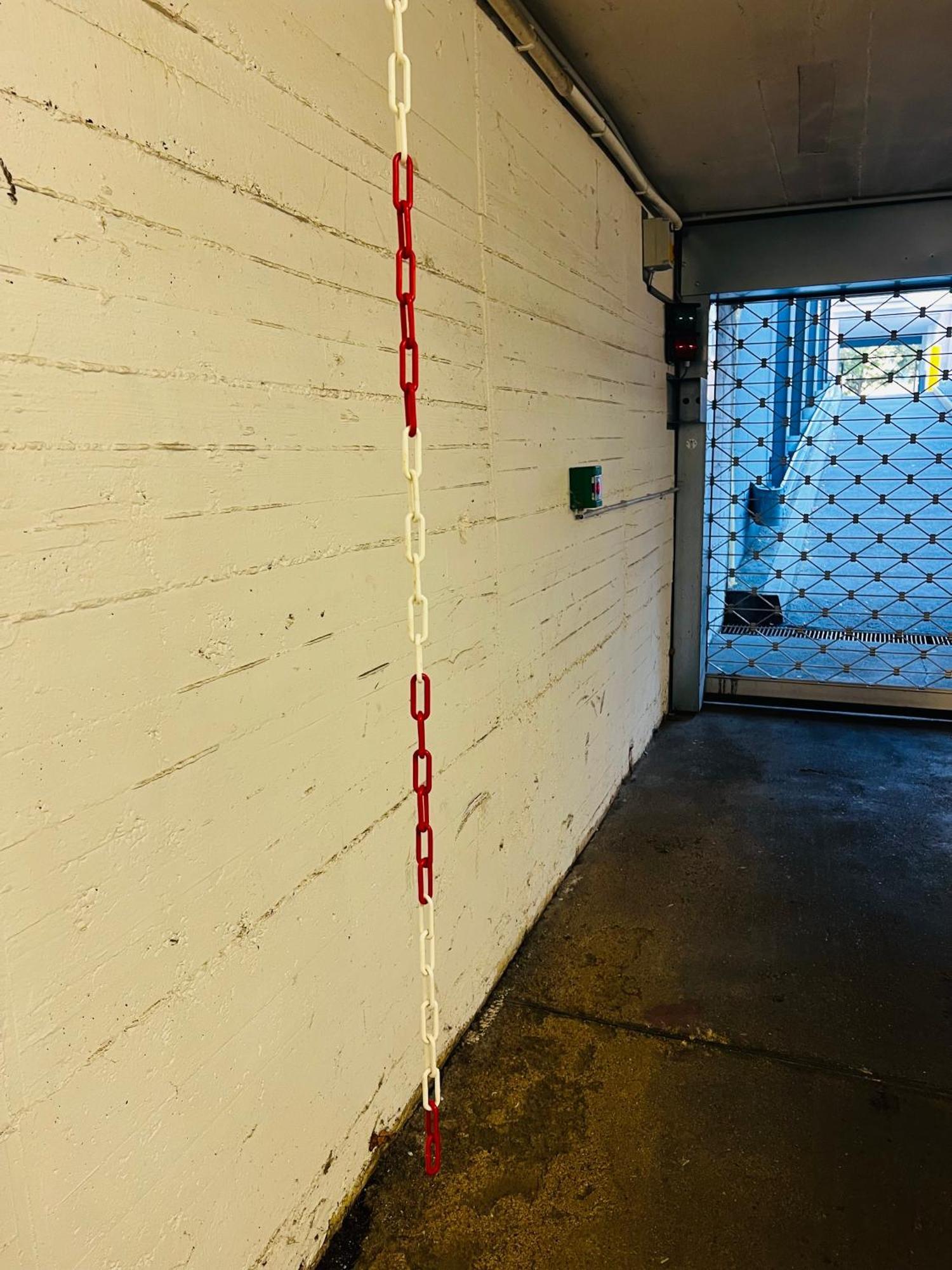 ברלין Ladenwohnung In Kreuzberg Mit Parkplatz In Einer Tiefgarage מראה חיצוני תמונה